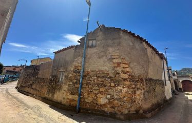 CASA IN STILE CAMPIDANESE DA RISTRUTTURARE