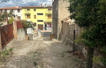 MURAVERA TERRENO DI 900 MQ EDIFICABILE