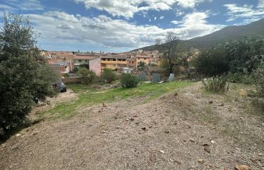 MURAVERA TERRENO DI 900 MQ EDIFICABILE