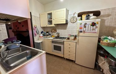 CASA INDIPENDENTE CON CORTILE