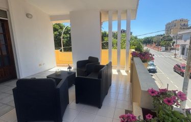 APPARTAMENTO CON INGRESSO INDIPENDENTE E GARAGE