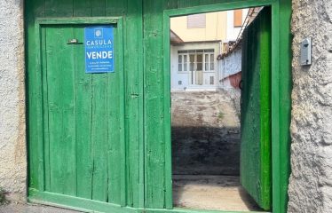 CASA INDIPENDENTE CON POSTO AUTO E CORTILE
