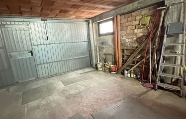 APPARTAMENTO CON INGRESSO INDIPENDENTE E GARAGE