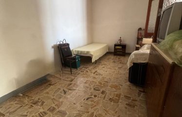 CASA INDIPENDENTE CON POSTO AUTO E CORTILE