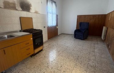 CASA INDIPENDENTE CON TERRAZZA E CORTILE