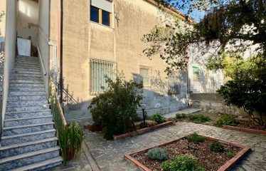 APPARTAMENTO AL PIANO PRIMO CON CORTILE