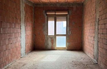 CASA INDIPENDENTE CON CORTILE